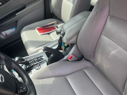 Used 2015 Honda Accord EX-L image 9