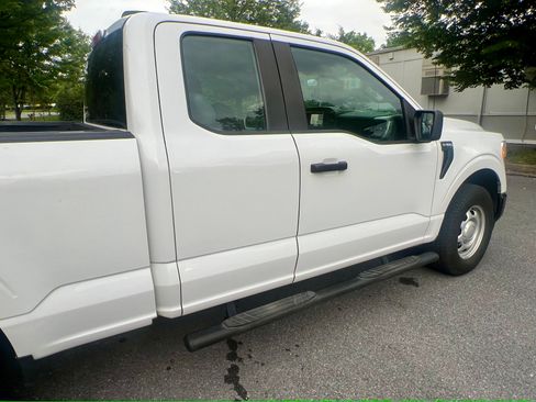 Used 2021 Ford F150 XL w/ Equipment Group 101A High AWD/4WD image 22