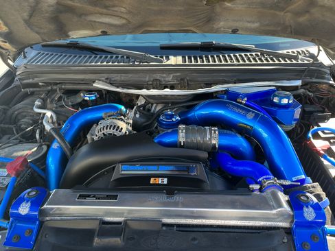 Used 2003 Ford F250 Lariat image 9