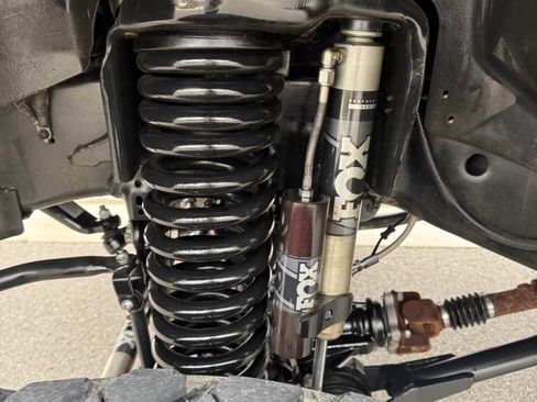 Used 2016 RAM 2500 Laramie w/ Protection Group image 15