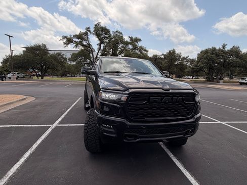 Used 2025 RAM 1500 Big Horn AWD/4WD image 2