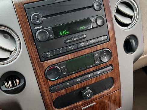 Used 2004 Ford F150 Lariat image 17