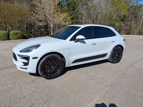 Used 2017 Porsche Macan GTS AWD/4WD image 8