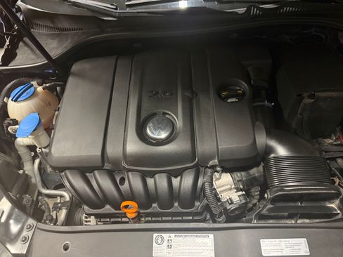 Used 2013 Volkswagen Jetta SE FWD image 12