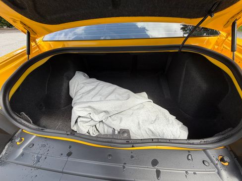 Used 2018 Dodge Challenger R/T Plus RWD image 22