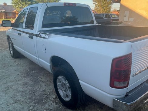 Used 2004 Dodge Ram 1500 Truck SLT image 5