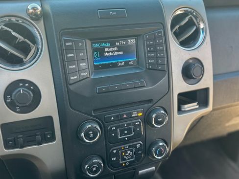 Used 2014 Ford F150 XLT w/ Equipment Group 302A Luxury image 15