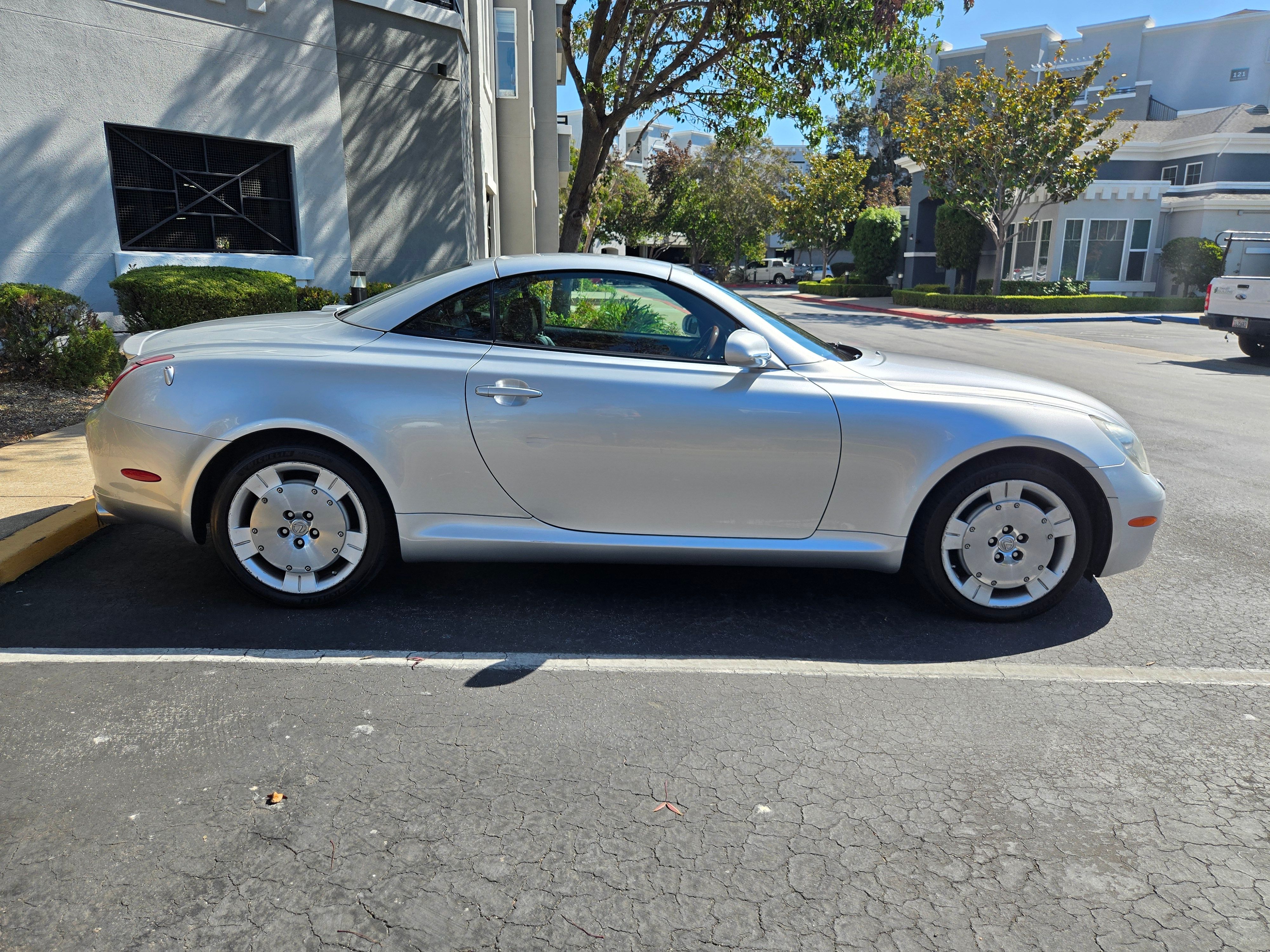 Used 2006 Lexus SC 430 Convertible RWD image 5