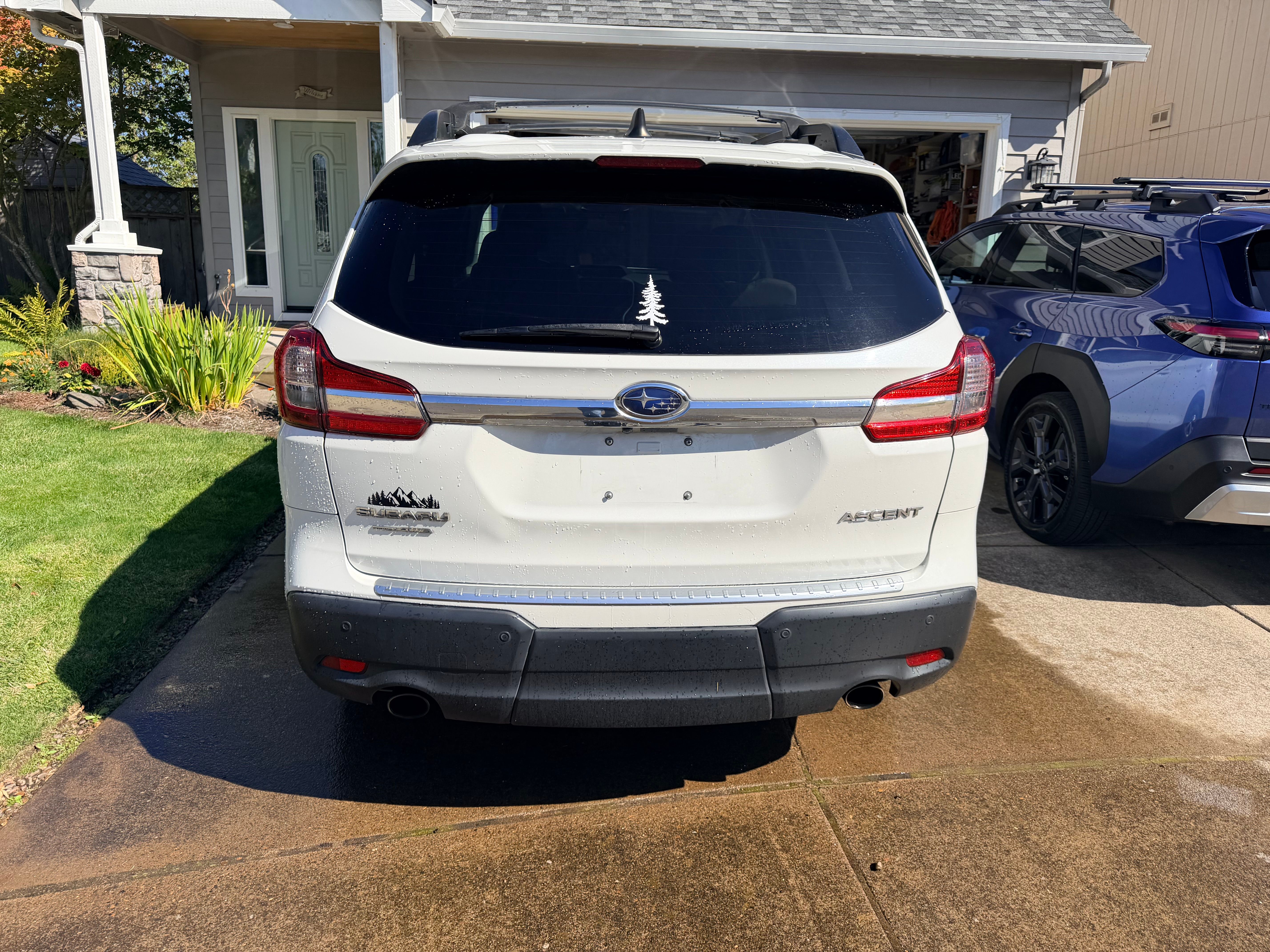 Used 2019 Subaru Ascent Premium w/ Popular Package #4 AWD/4WD image 2