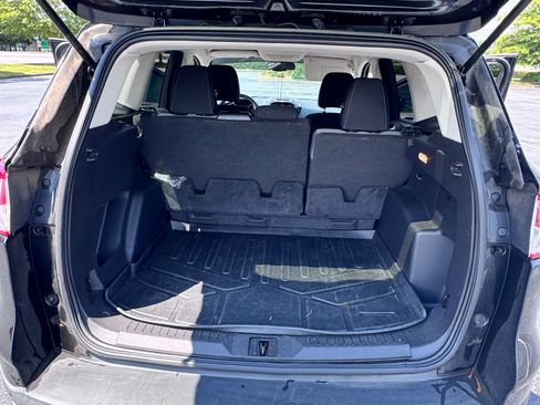 Used 2014 Ford Escape SE w/ Equipment Group 201A FWD image 8