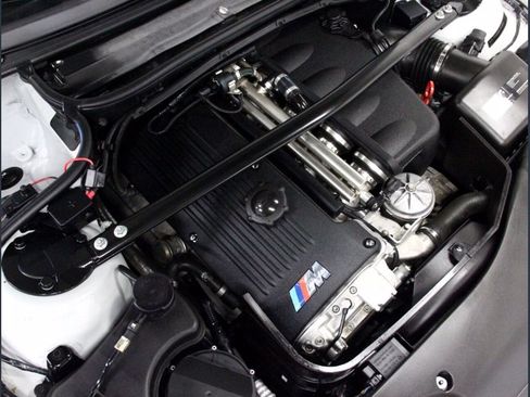 Used 2006 BMW M3 Convertible image 5