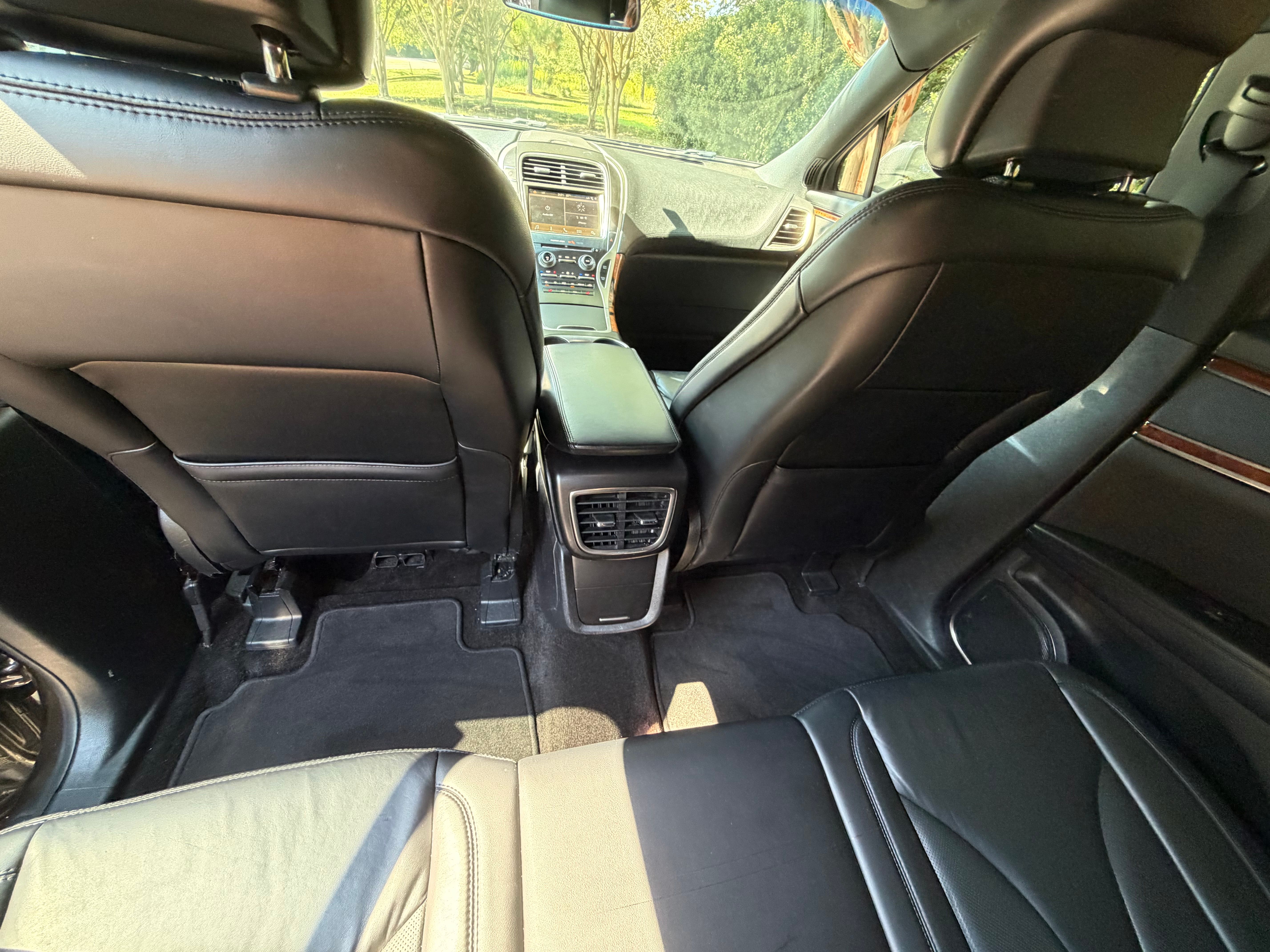 Used 2018 Lincoln MKX Select AWD/4WD image 10