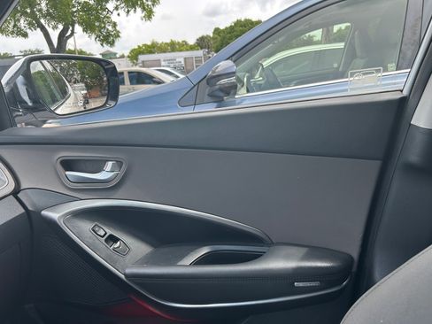 Used 2018 Hyundai Santa Fe Sport image 5