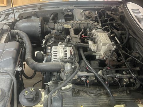 Used 2004 Ford Mustang GT Premium RWD image 10