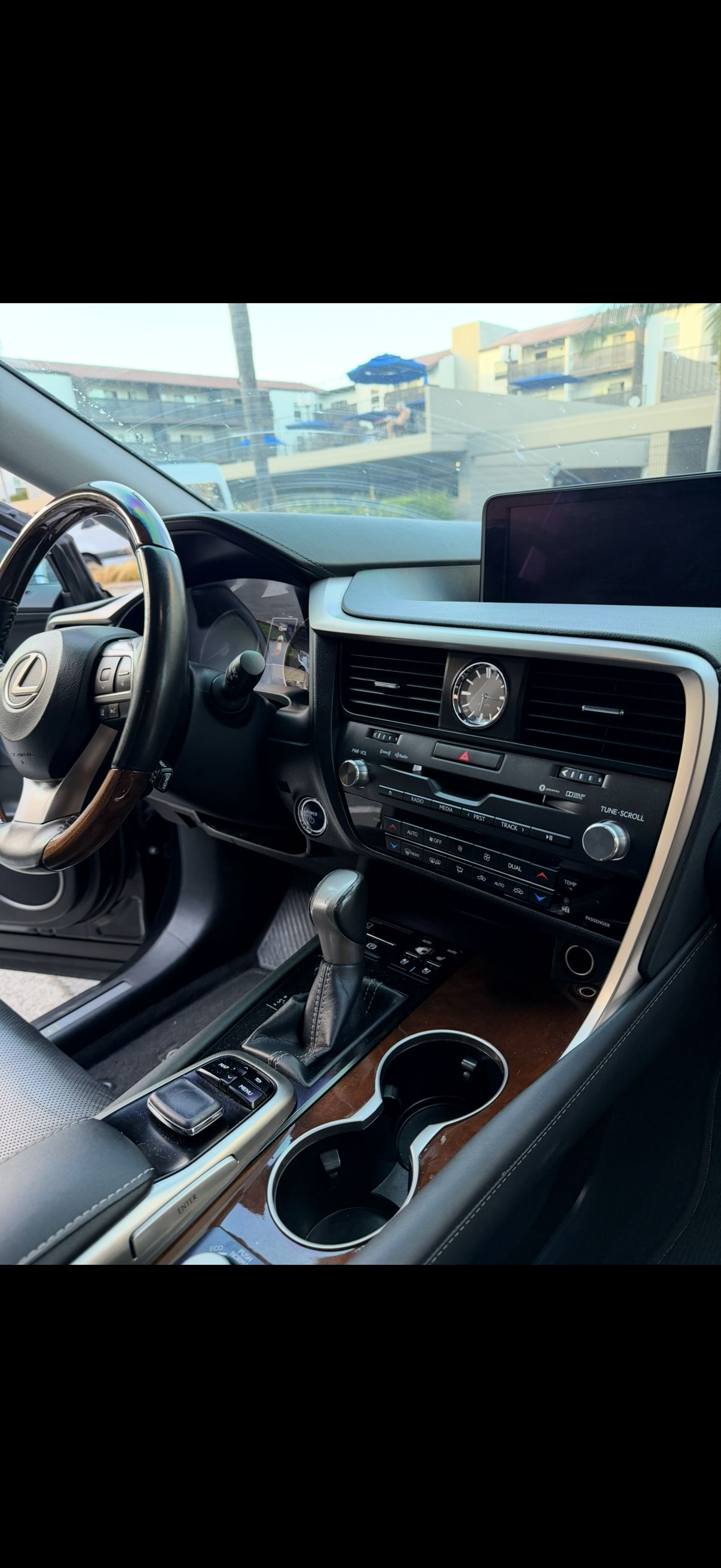 Used 2018 Lexus RX 450h AWD w/ Premium Package image 13