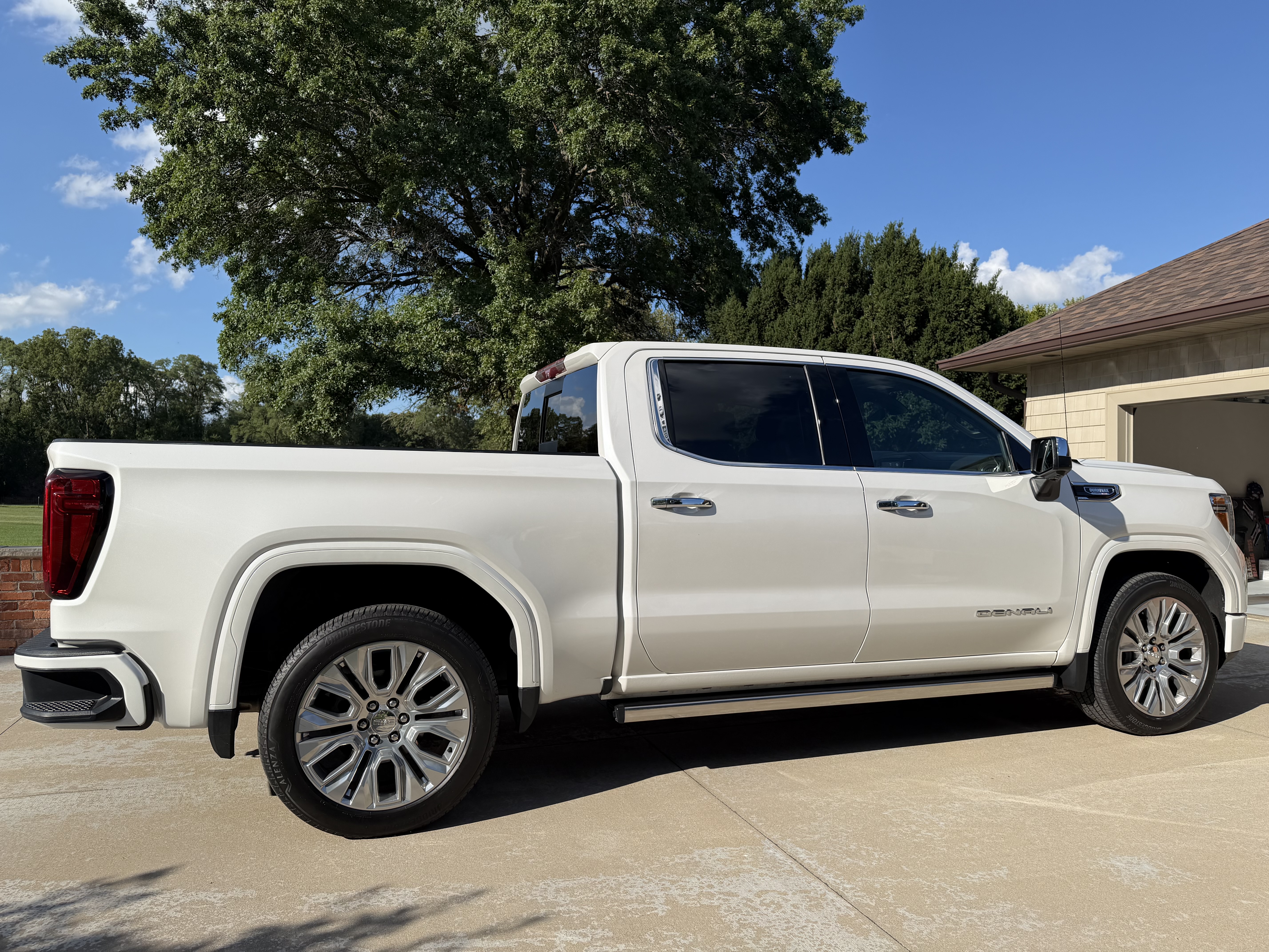 Used 2020 GMC Sierra 1500 Denali w/ Denali Ultimate Package AWD/4WD image 20