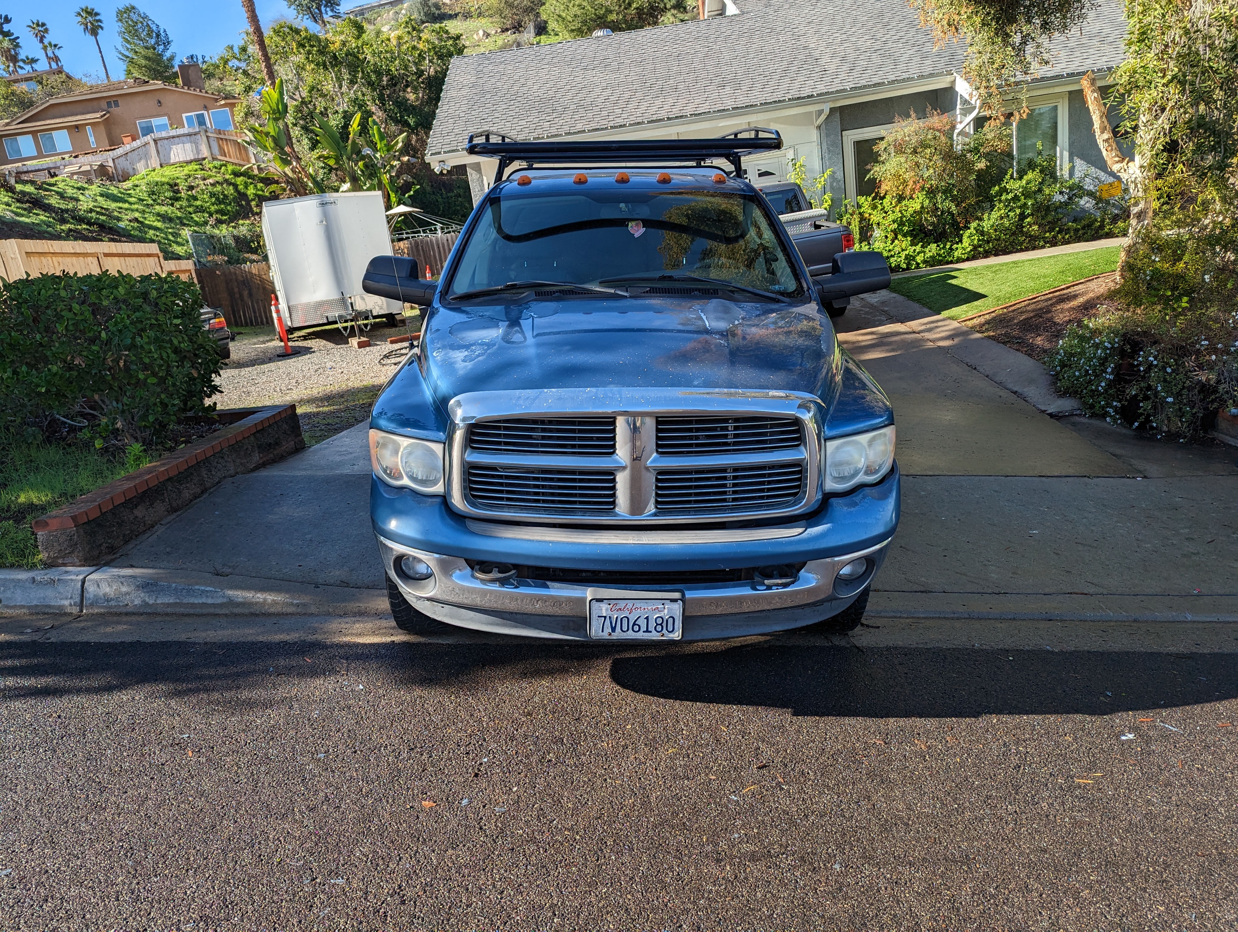 Used 2005 Dodge Ram 2500 Truck SLT AWD/4WD image 2
