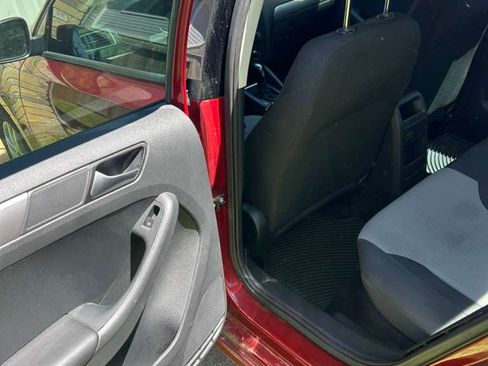 Used 2018 Volkswagen Jetta S w/ Cold Weather Package image 14