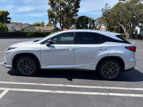 Used 2017 Lexus RX 450h F Sport image 4