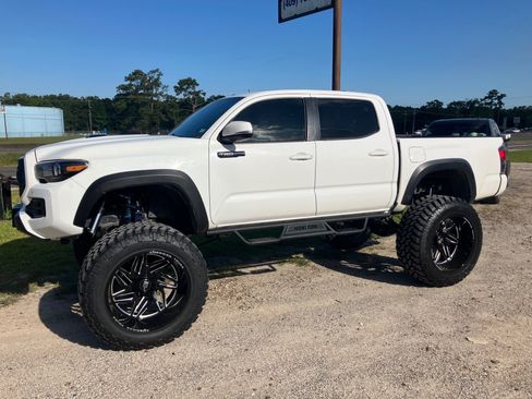 Used 2019 Toyota Tacoma TRD Pro image 22