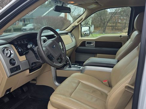 Used 2012 Ford F150 Lariat w/ Lariat Chrome Pkg image 6