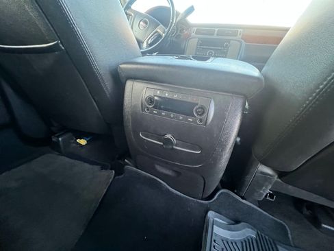 Used 2014 GMC Yukon XL SLT image 10