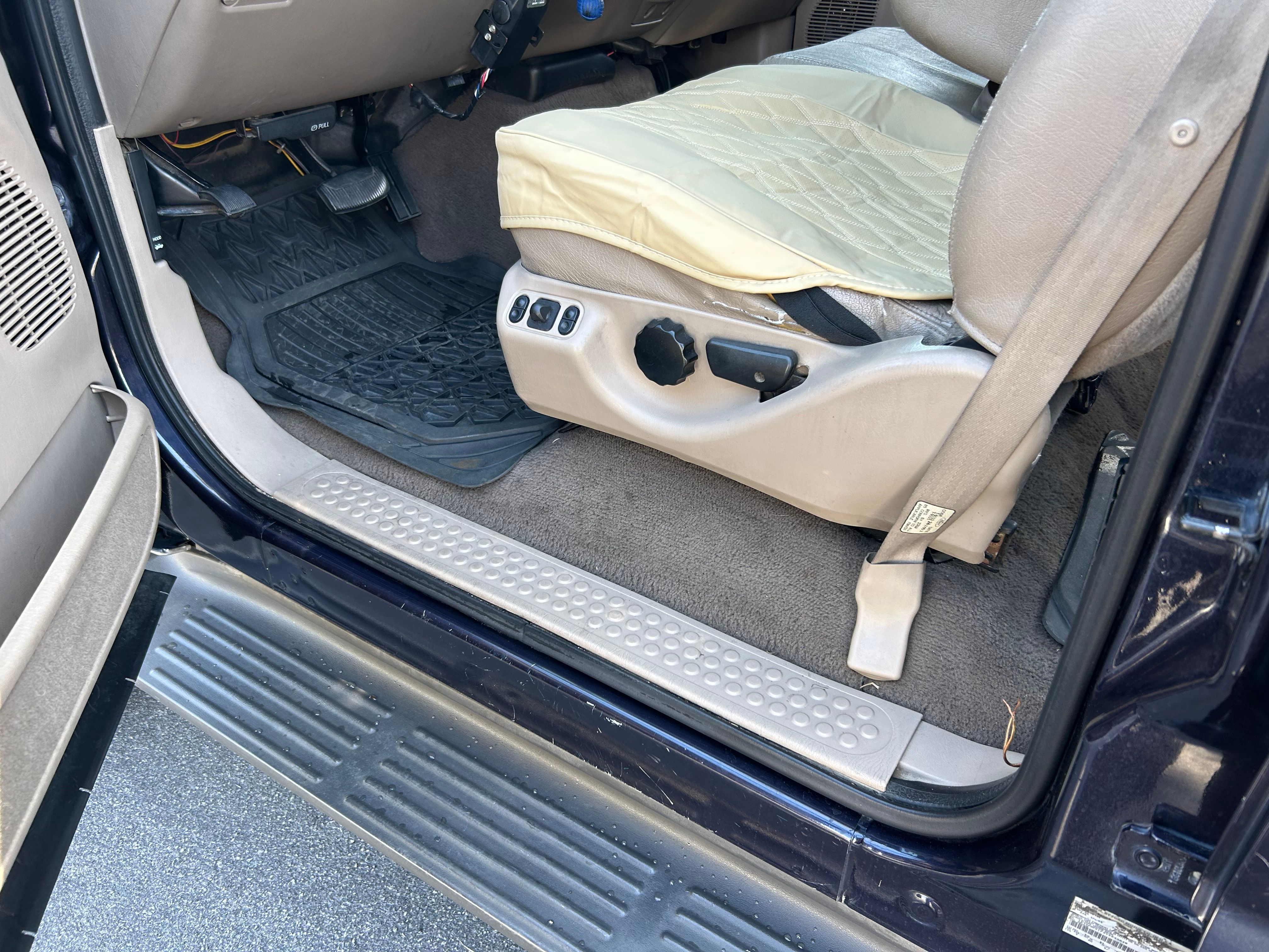 Used 2000 Ford F250 4x4 Crew Cab Super Duty image 4