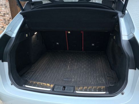 Used 2020 Jaguar F-PACE SVR image 12