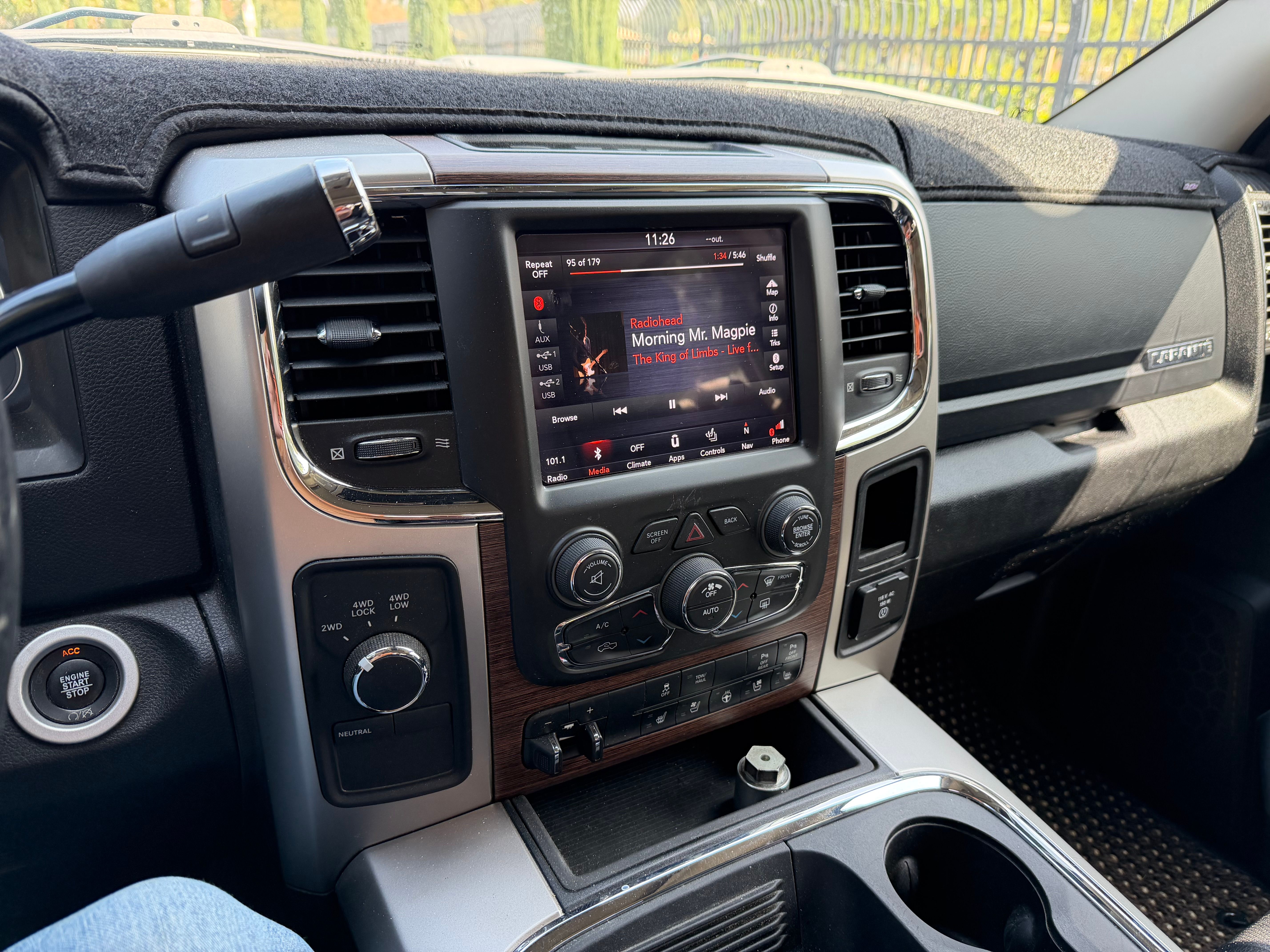 Used 2018 RAM 2500 Laramie w/ Convenience Group AWD/4WD image 5
