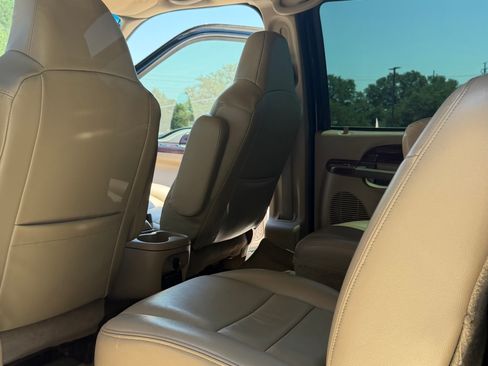 Used 2004 Ford Excursion Limited AWD/4WD image 24