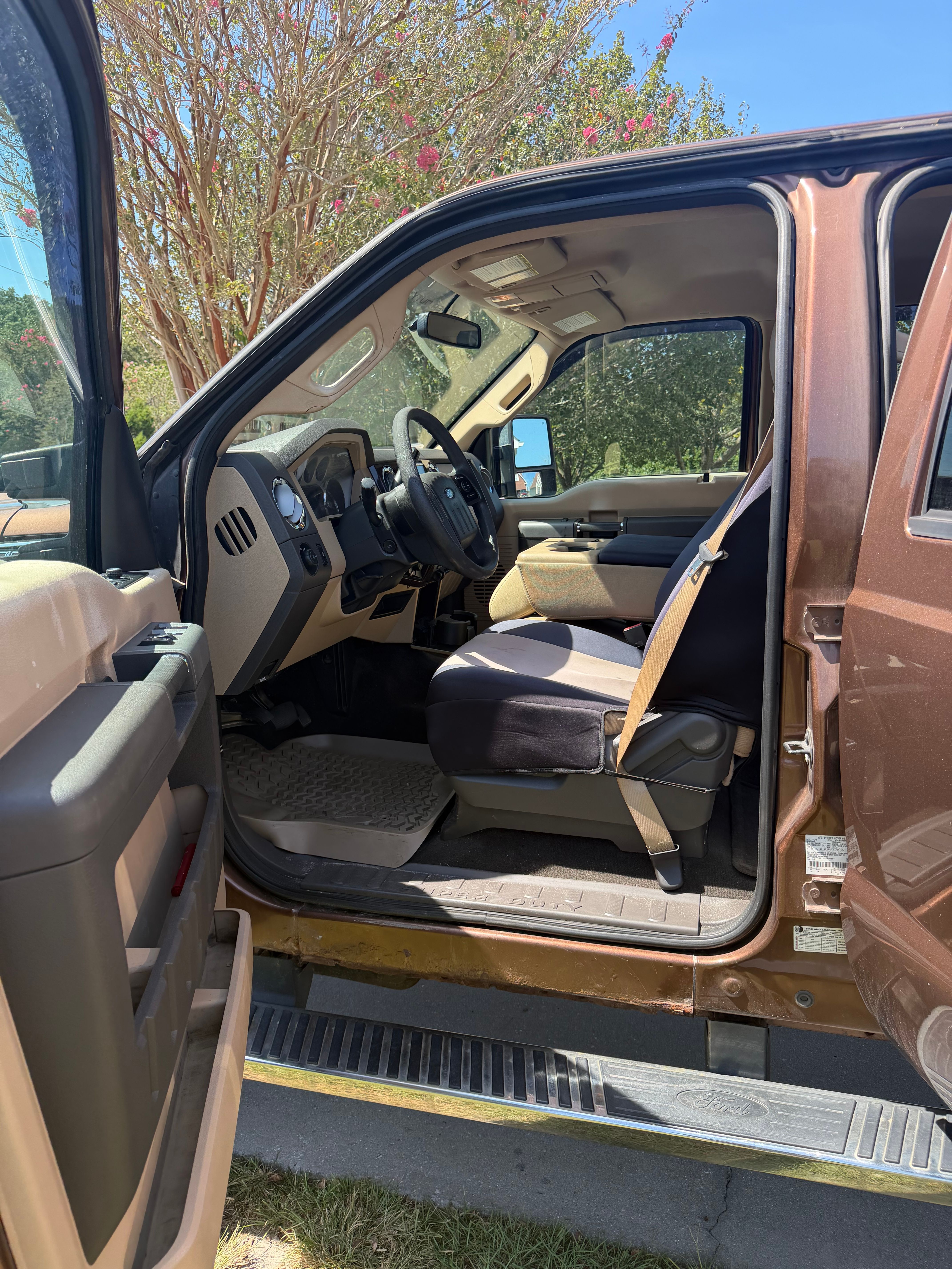 Used 2012 Ford F250 XLT w/ XLT Premium Pkg AWD/4WD image 17