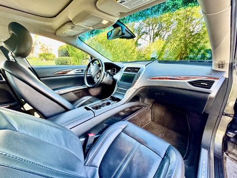 Used 2015 Lincoln MKZ Hybrid w/ Equipment Group 202A Reserve image 9