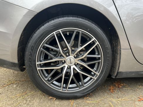 Used 2016 Maserati Ghibli image 10