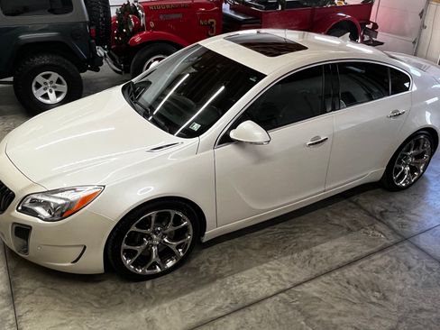 Used 2014 Buick Regal GS w/ Driver Confidence Package #2 AWD/4WD image 8