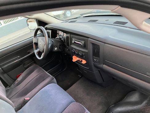 Used 2005 Dodge Ram 1500 Truck SLT RWD image 4