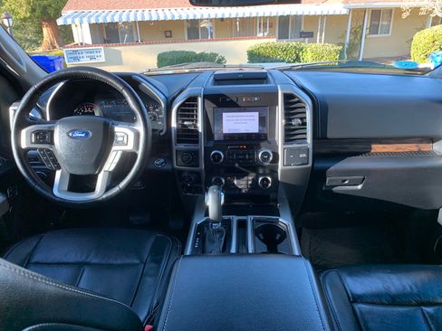 Used 2019 Ford F150 Lariat w/ Equipment Group 502A Luxury image 25