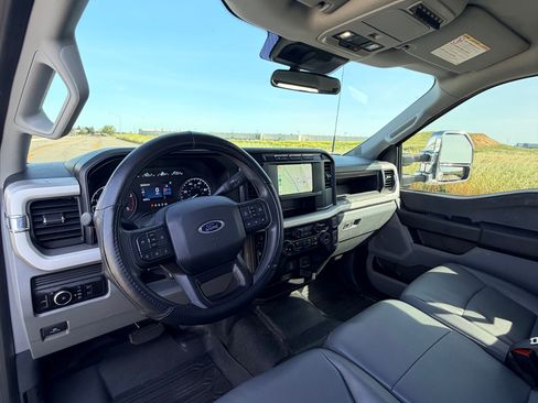 Used 2023 Ford F350 XL w/ 360-Degree Camera Package image 11