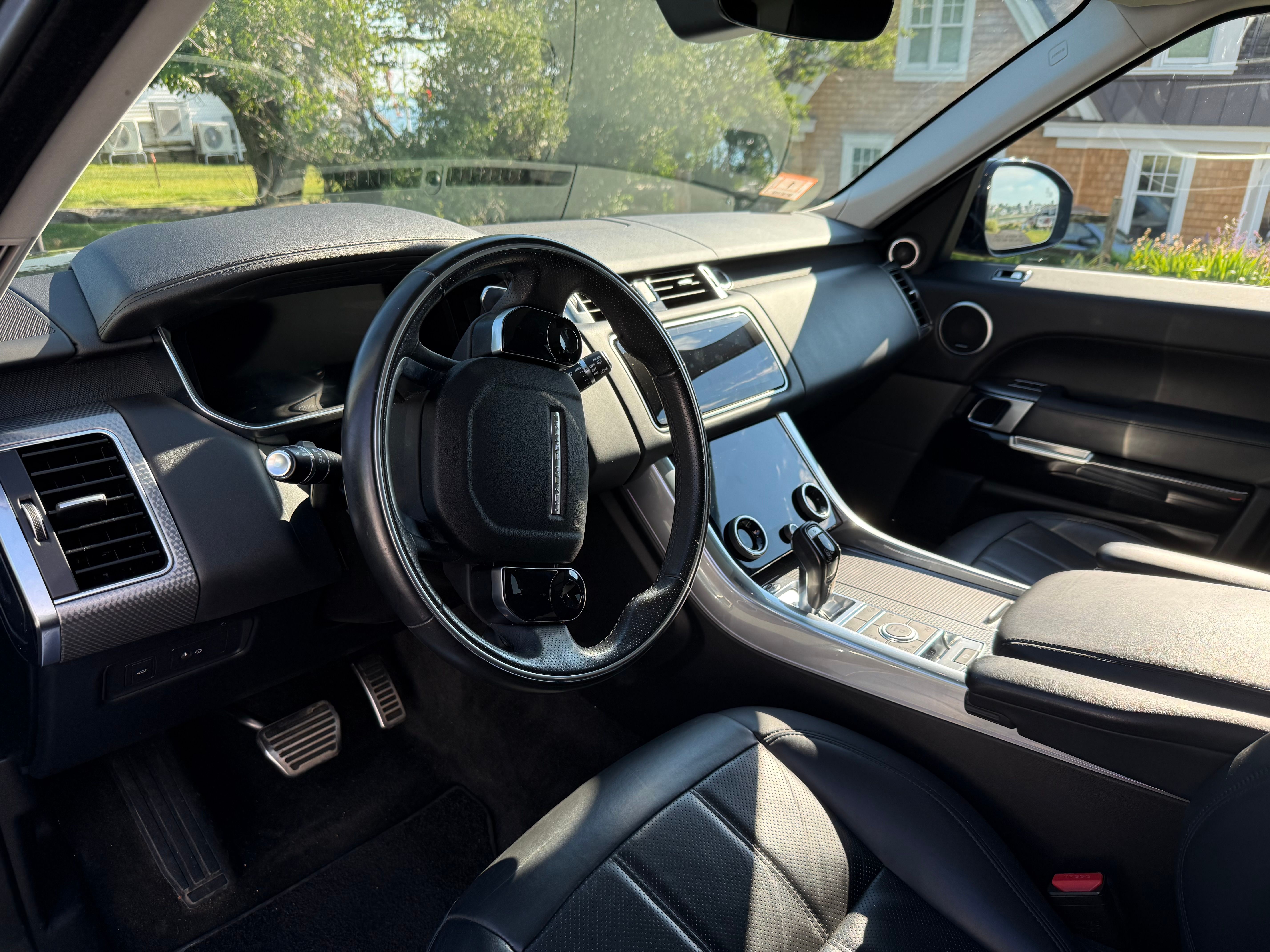 Used 2019 Land Rover Range Rover Sport Supercharged AWD/4WD image 12