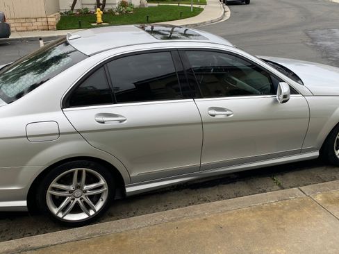 Used 2013 Mercedes-Benz C 250 Sedan image 5