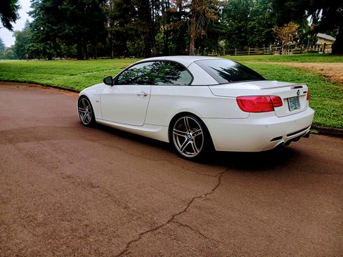 Used 2011 BMW 335is 335is Convertible 2D image 9