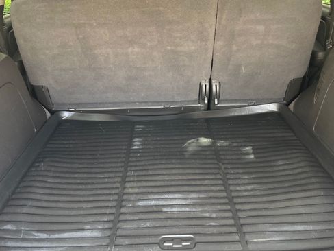 Used 2011 Chevrolet Tahoe LT image 16