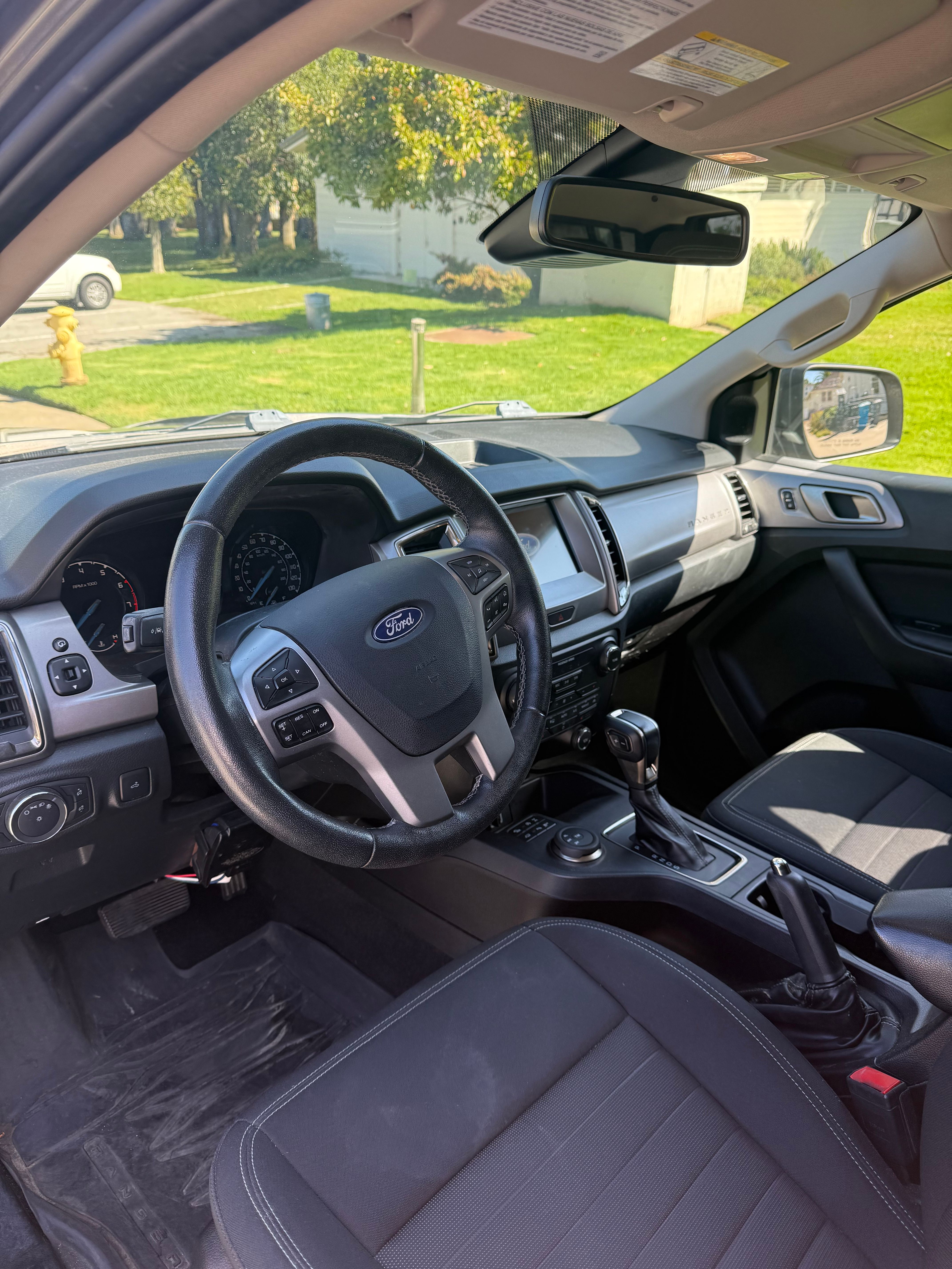 Used 2019 Ford Ranger XLT w/ Equipment Group 302A Luxury AWD/4WD image 8