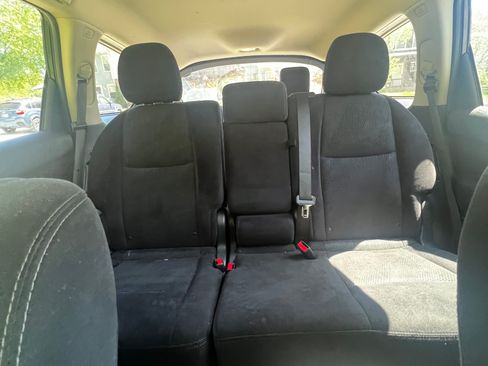 Used 2015 Nissan Pathfinder SV image 8