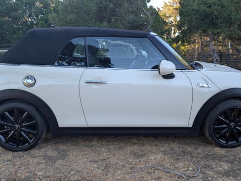 Used 2018 MINI Cooper S FWD image 6
