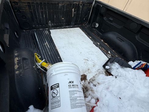 Used 2017 Chevrolet Silverado 1500 W/T image 9