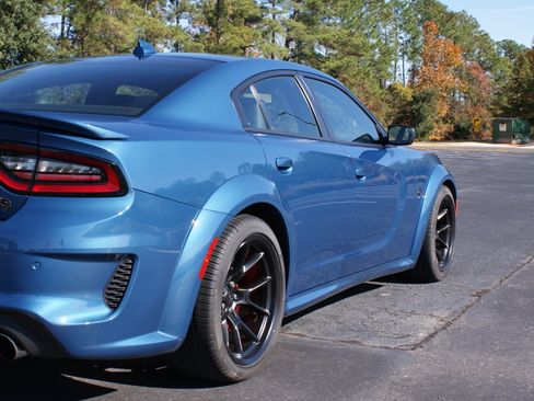 Used 2021 Dodge Charger SRT Hellcat RWD image 6