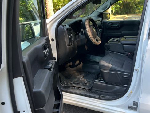 Used 2020 Chevrolet Silverado 1500 W/T w/ WT Value Package image 11