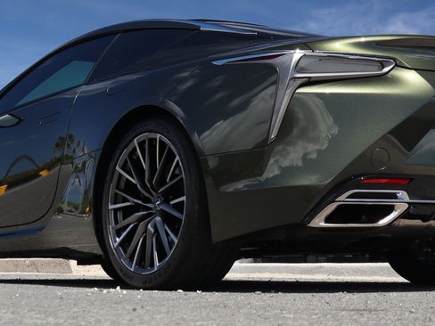 Used 2024 Lexus LC 500 Coupe RWD image 8