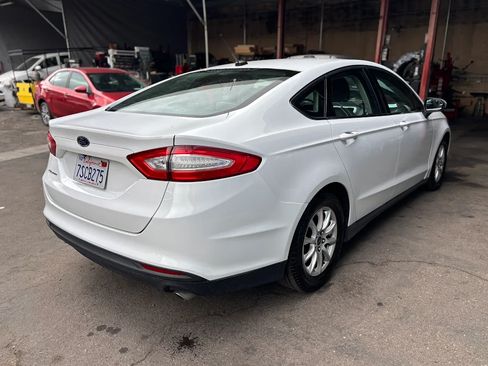 Used 2016 Ford Fusion S image 4