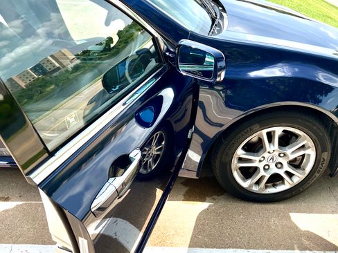 Used 2009 Acura TL w/ Technology Package FWD image 4
